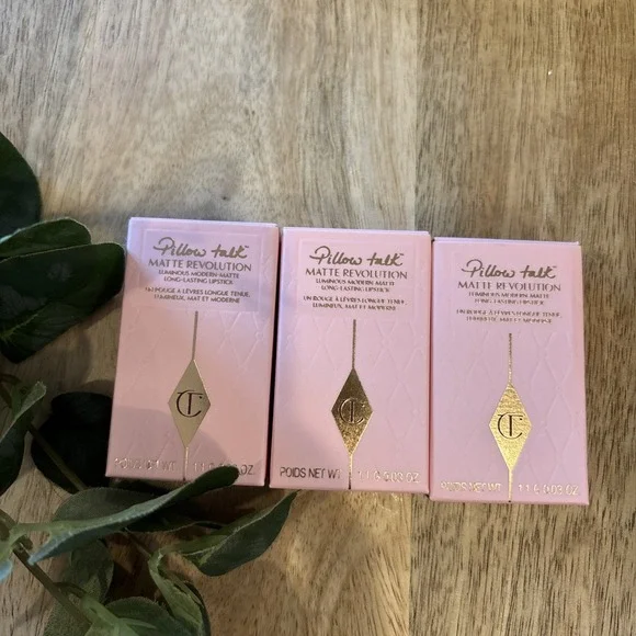 LOT OF 3 MINI Charlotte Tilbury Lipstick Matte Revolution Pillow Talk Med 0.03 - Picture 1 of 2